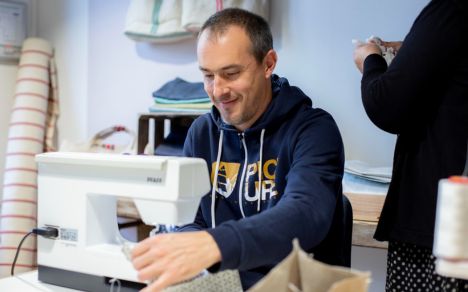 Nouveau cours de couture collectif pour adultes le mardi soir à Suresnes