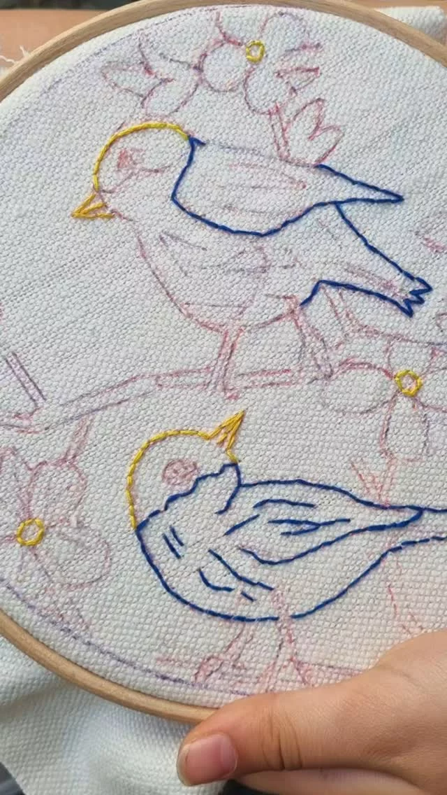 Le cours de couture Ados c'est aussi prendre le temps pour créer ensemble des broderies ! Redéfinir l'urgence et privilégier la patience et la précision

Et vous, prenez vous le temps ? 

Les cours ados s'achèvent en juin et reprendront en septembre. Des stages sont prévus en juillet et août. 
 #lilimargotton #ateliercouture #coutureecoresponsable #broderiemain